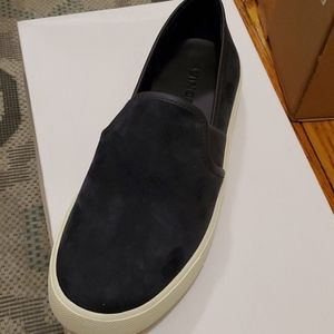 NIB Vince suede Preston sneaker